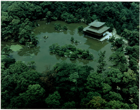 金閣寺（「カラー京都の庭」より）